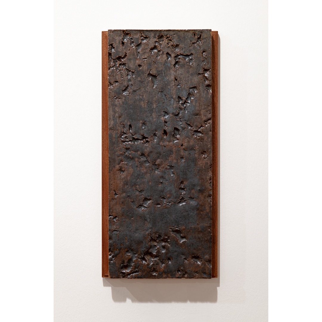 NEMA Julia Kereg Tabula Sorozat 2022 Koedeny Balaton Felvideki Kozetekbol Keszitett Mazzal Fatuzeleses Egetes 1350 C 245 X 545 X 5cm