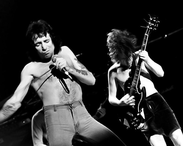 1122acdc05