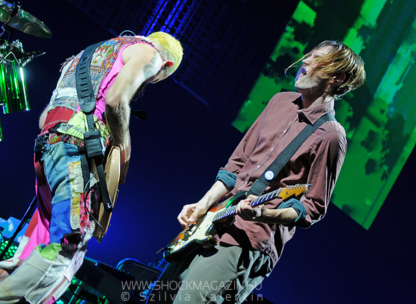 red_hot_chili_peppers_k2016_08