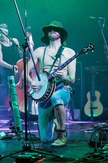 Steve ’N’ Seagulls, Asphalt Horsemen - Budapest, 2017. december 14.