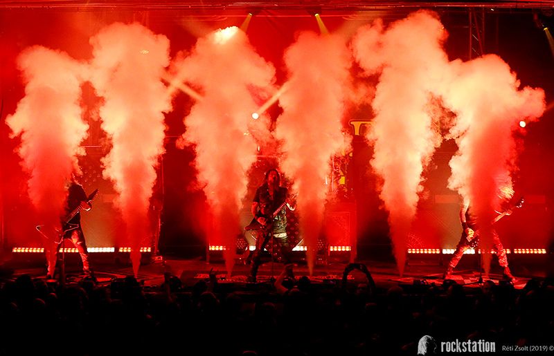 1022_machine_head5