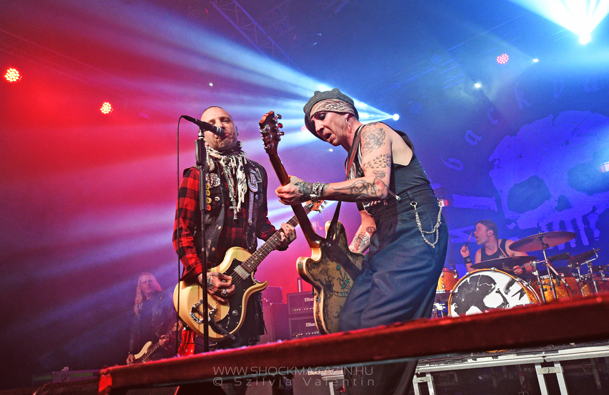 backyard_babies_k2019_03