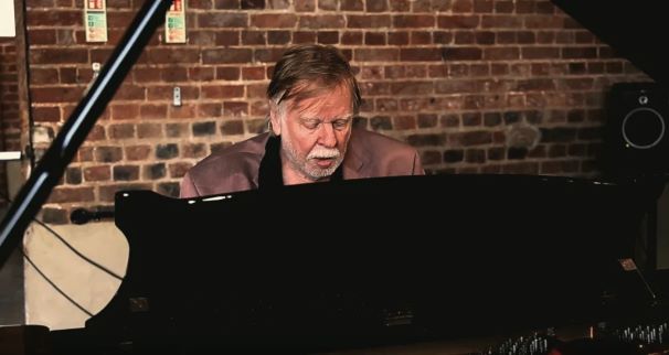 1003rickwakeman